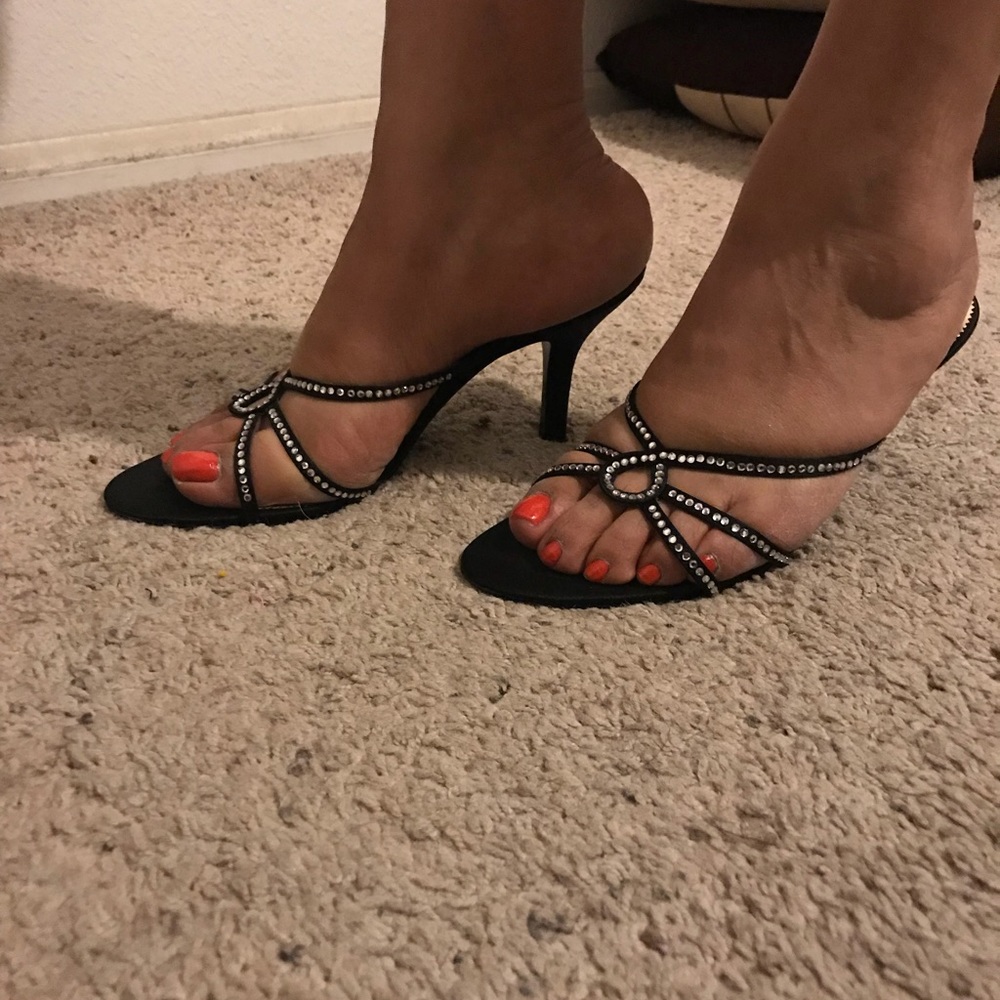Strappy heels - Picture 5 of 5